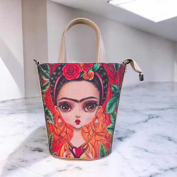 FRİDA KAHLO FİGÜRLÜ KOVA MODEL ÇANTA - Görsel 2